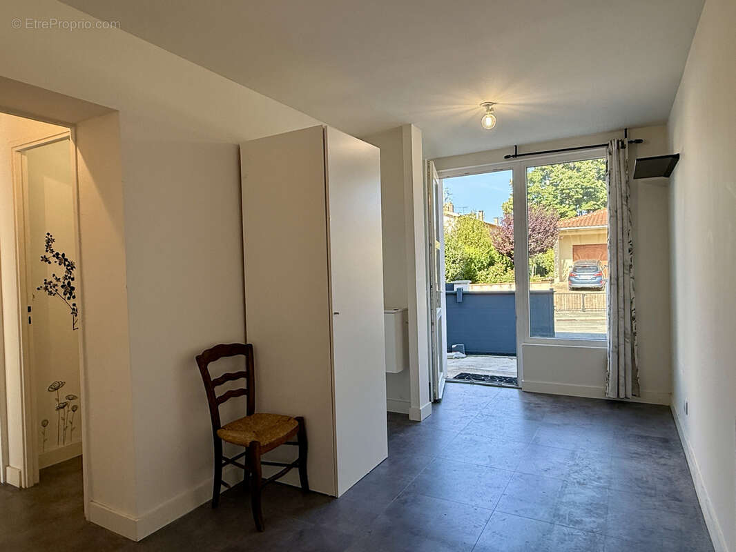 Maison à SAINT-JUERY