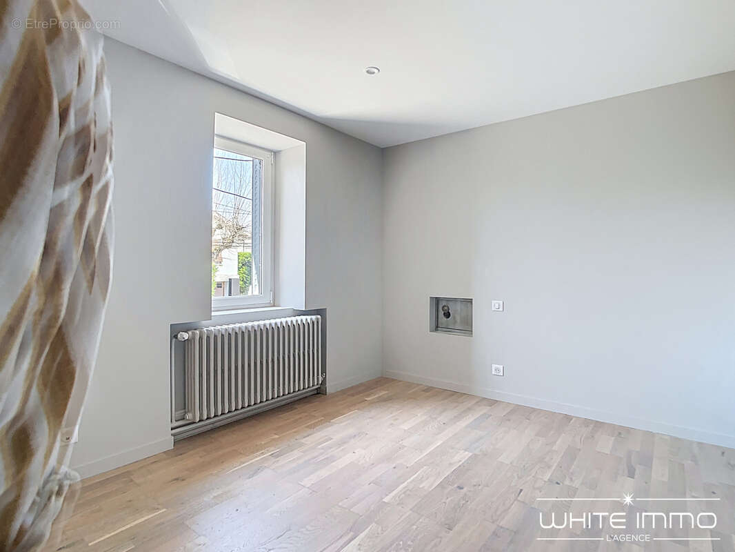 Maison à FRANCHEVILLE