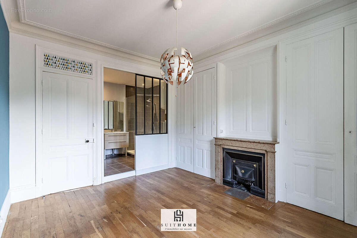 Appartement à CALUIRE-ET-CUIRE