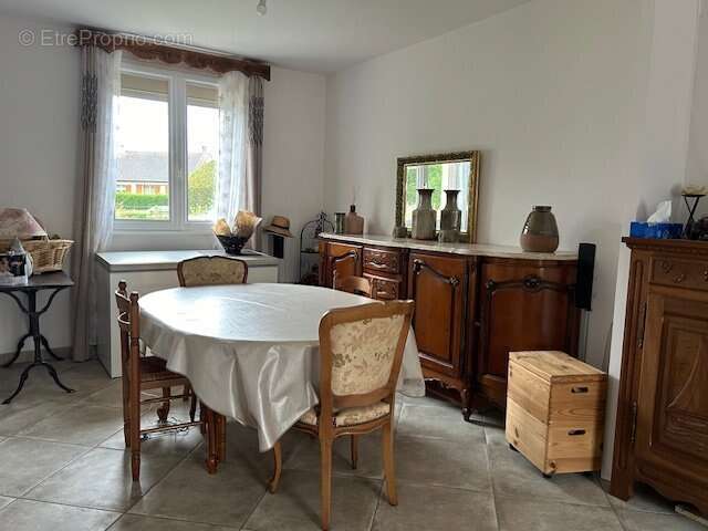 Maison à LA BAZOCHE-GOUET