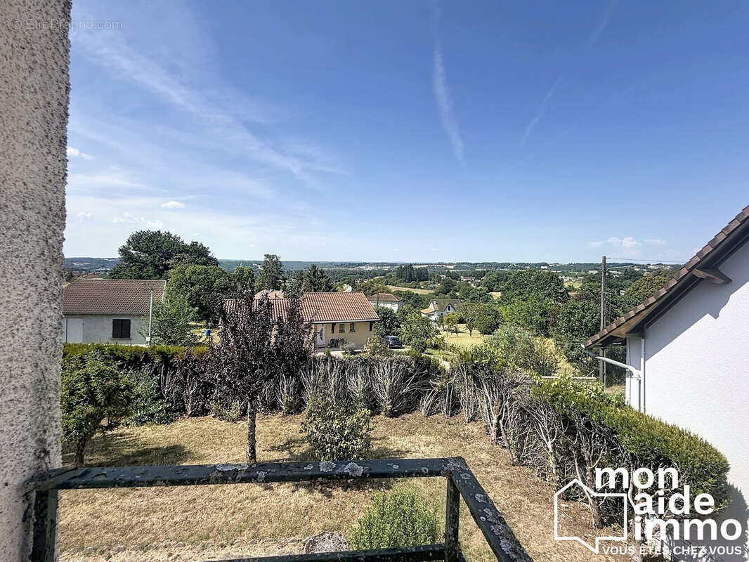 Maison 102 m² à Thiviers  - photo 8
