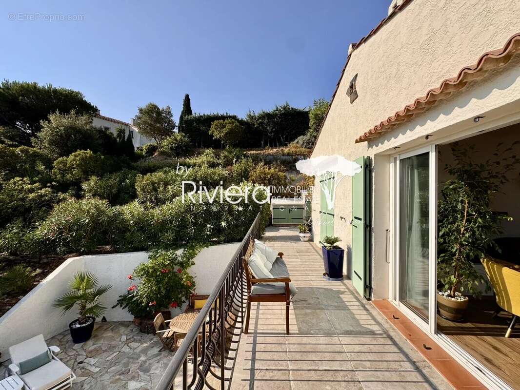 Villa avec Piscine et Vue Mer !!! - photo 14