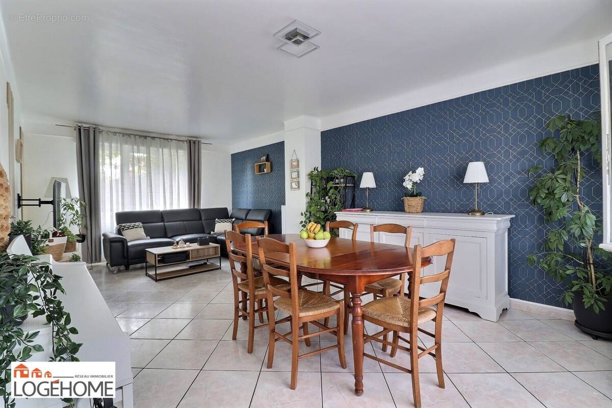 Maison à FACHES-THUMESNIL