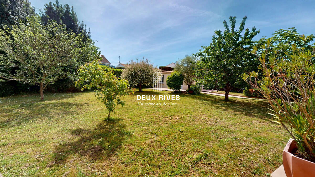 Maison à SAINT-PHILBERT-DE-GRAND-LIEU