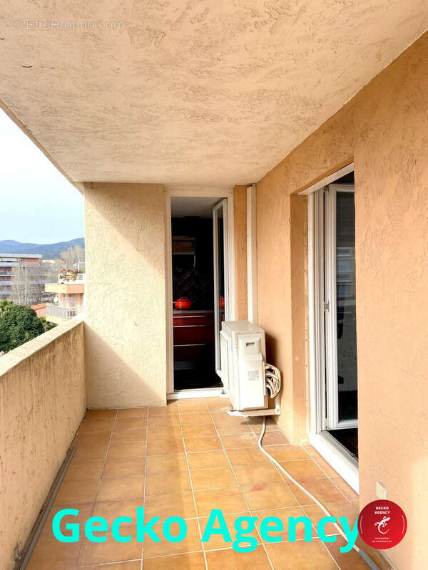 Terrasse - Appartement à SAINTE-MAXIME