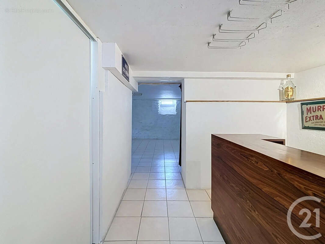 Maison 300 m² à Combs-La-Ville  - photo 8