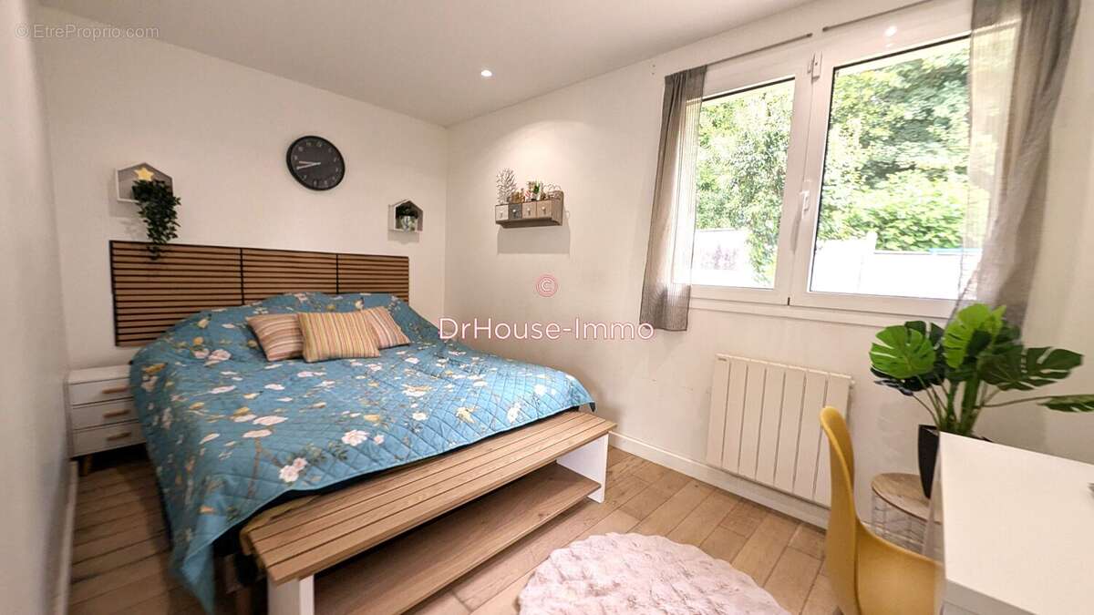 Maison 81 m² à Hardricourt  - photo 6
