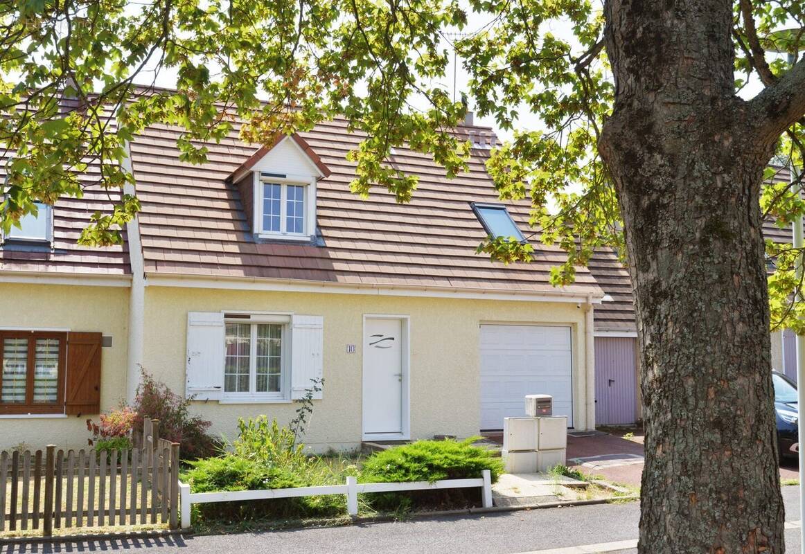 Maison à CROSNE