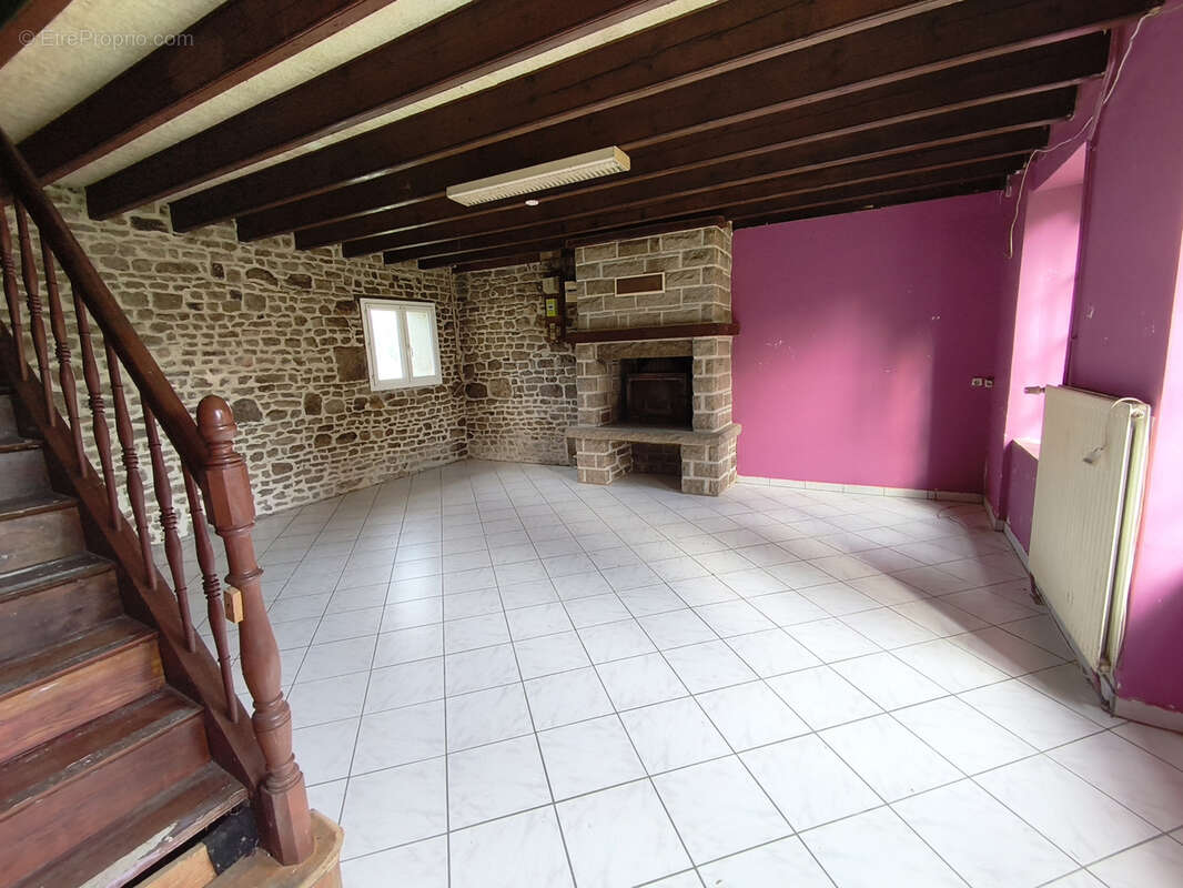 Maison à COULOUVRAY-BOISBENATRE