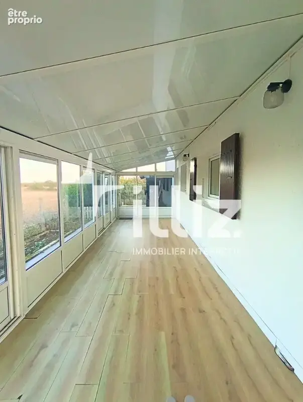 Secteur Rochefort / Breuil-Magné - Maison familiale 8 pièces de 178 m2 avec piscine - photo 11