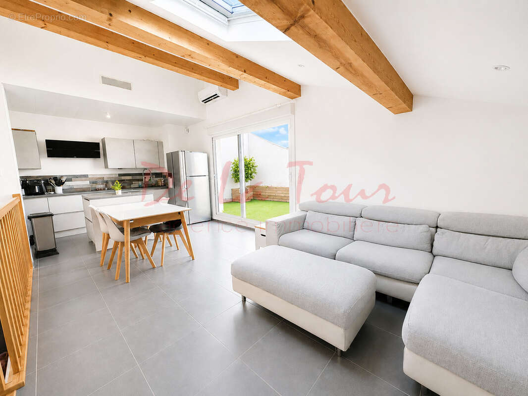Appartement à MARSEILLE-12E