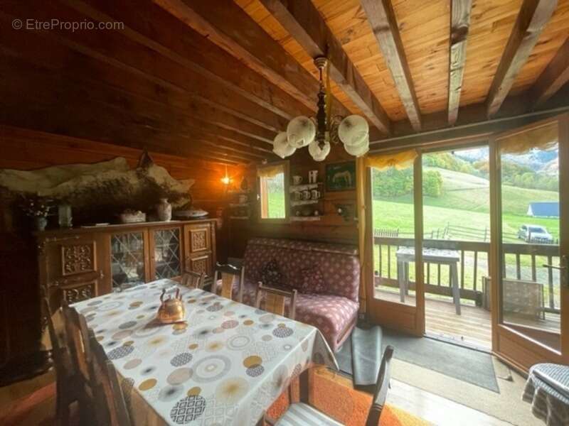 Maison à CAMPAN