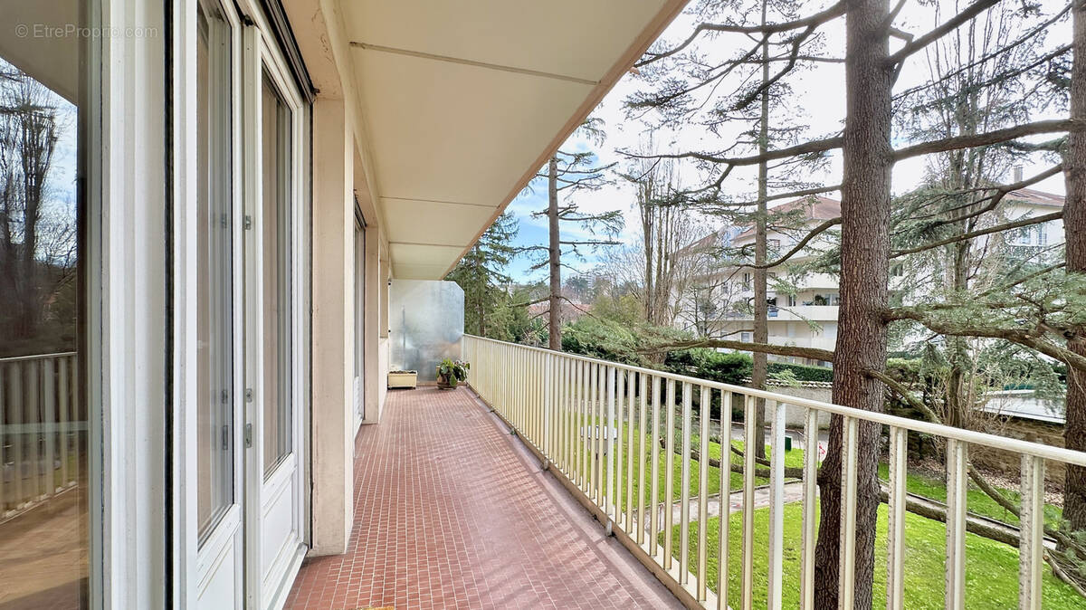 Appartement à LYON-5E