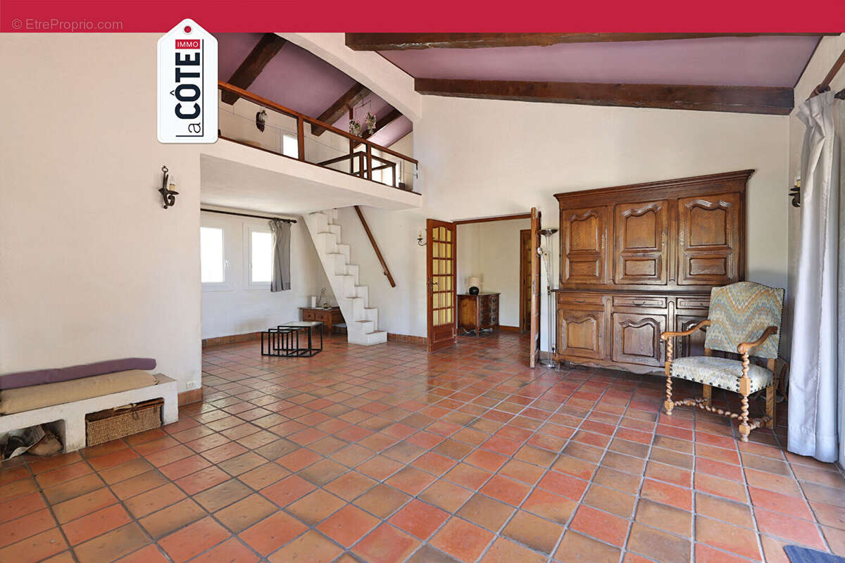 Maison à ENSUES-LA-REDONNE