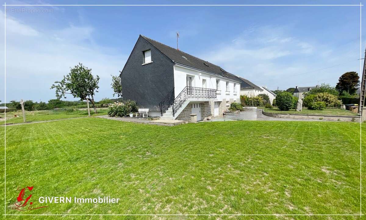 Maison à MESLAN
