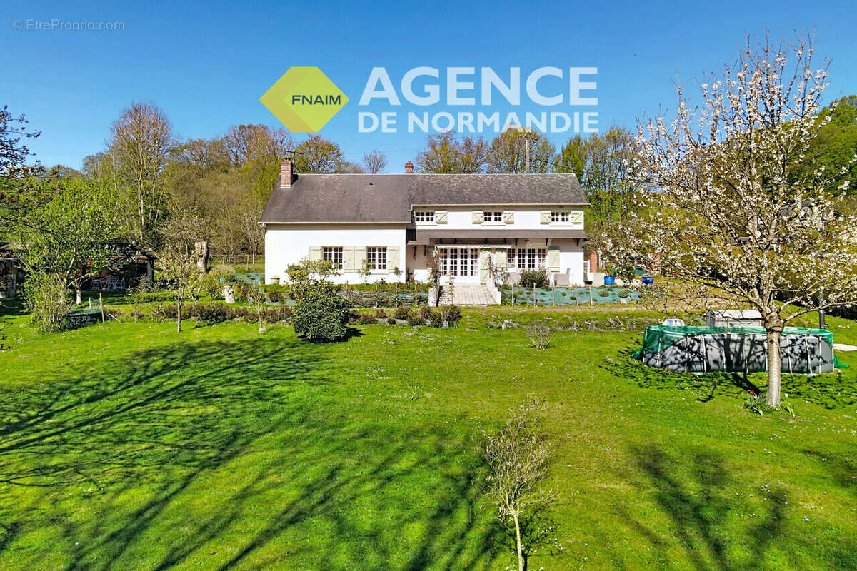 Maison à MONTREUIL-L'ARGILLE