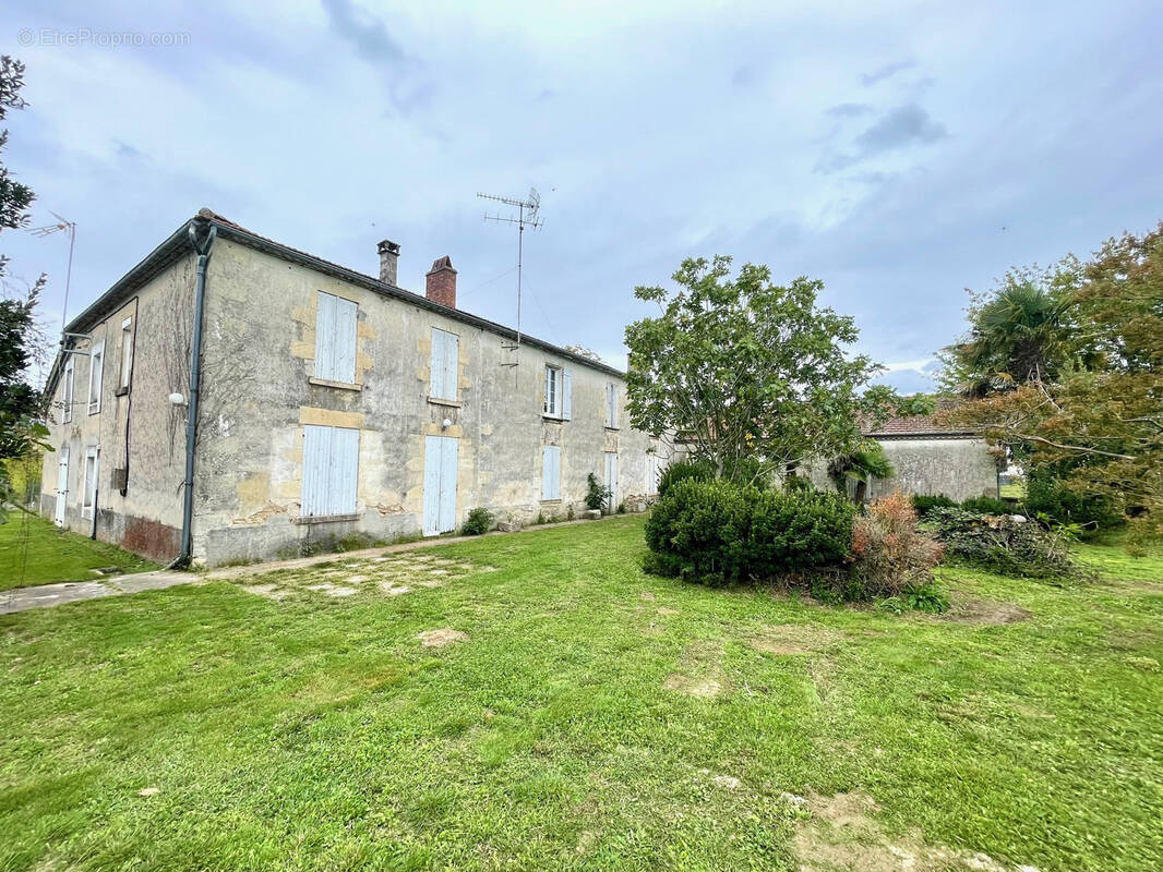 Maison à LOUPIAC-DE-LA-REOLE