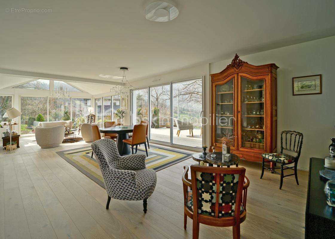 Maison à SAINT-JORIOZ