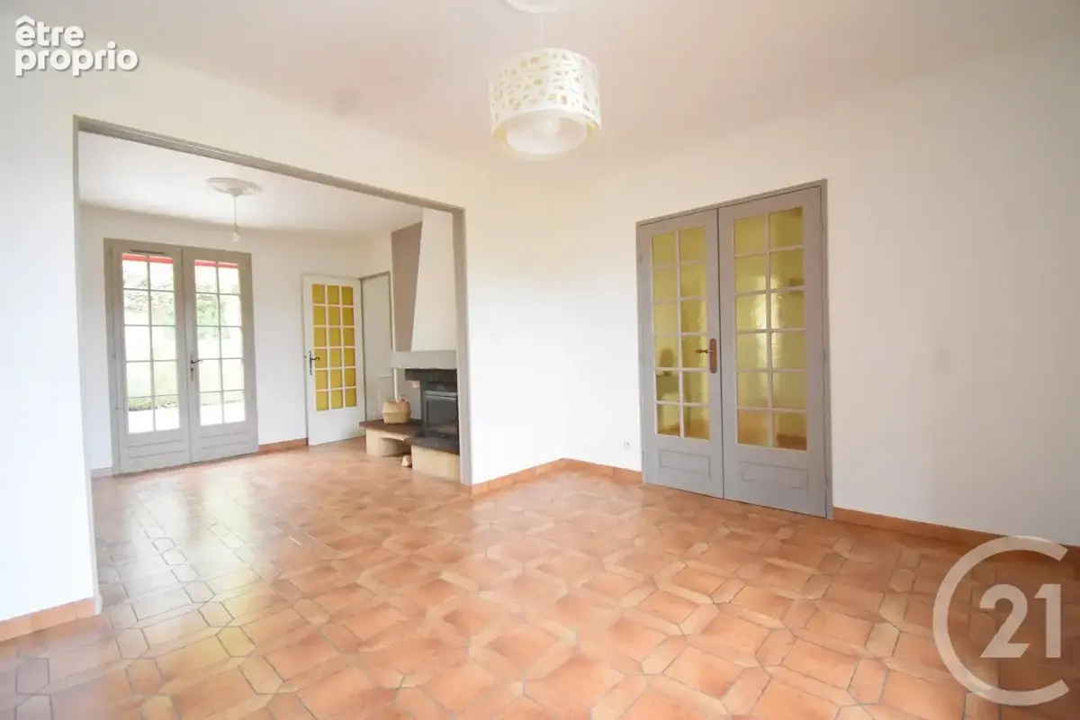 Maison 5 pièces 125 m² à vendre à Bellerive-Sur-Allier (03700) - photo 3