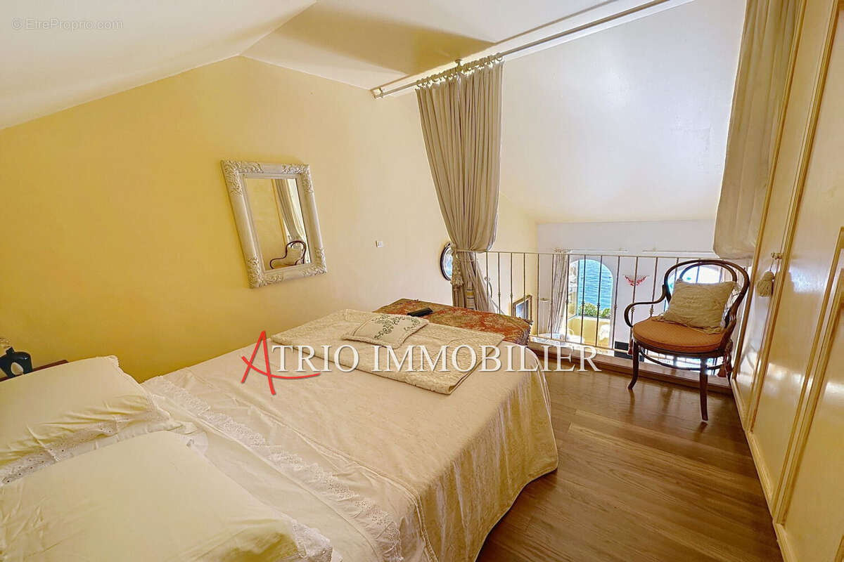 Appartement à VILLEFRANCHE-SUR-MER