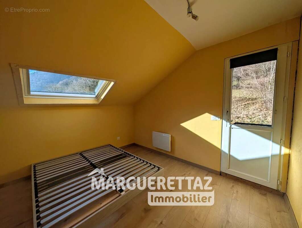 Appartement à SAINT-JEOIRE