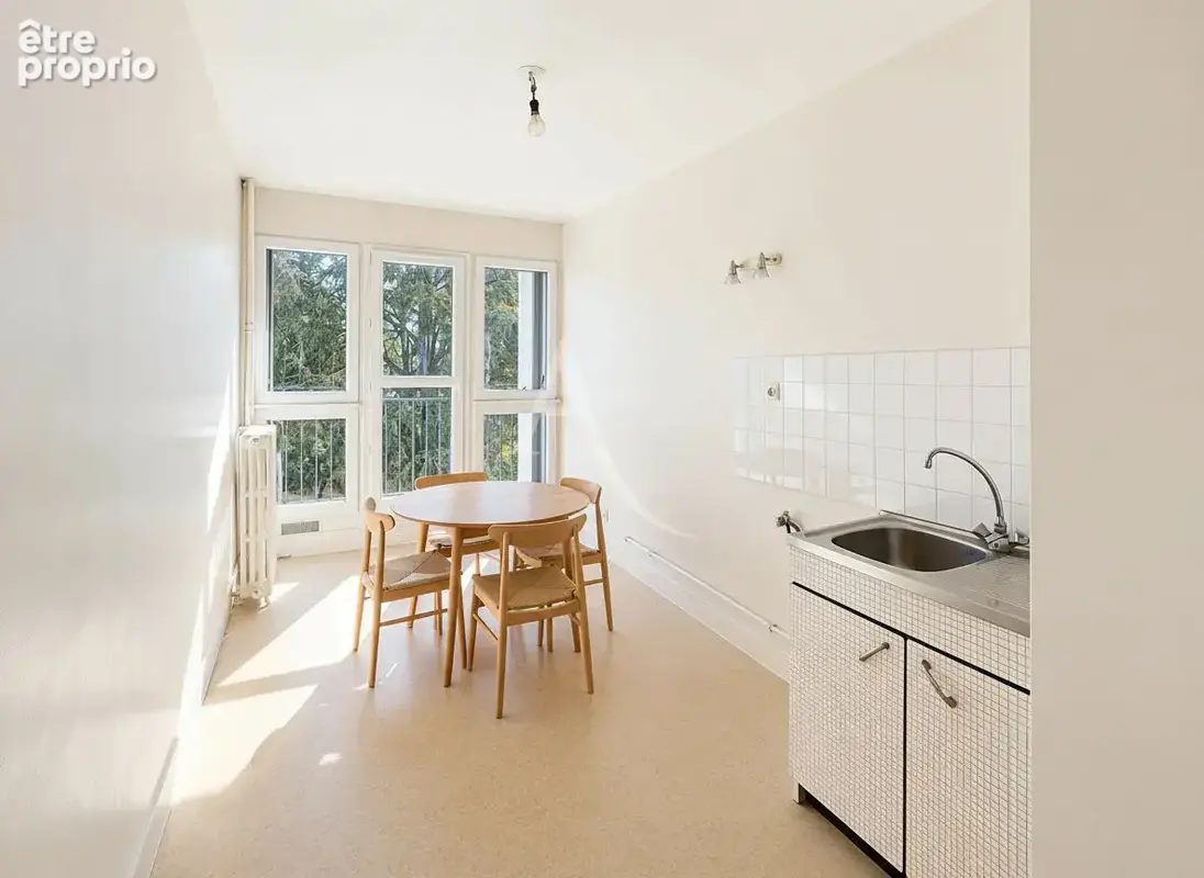 Appartement Meaux F2 de 56 m2 - proche gare et centre ville - balcon - ascenseur - cave et parking. - photo 3