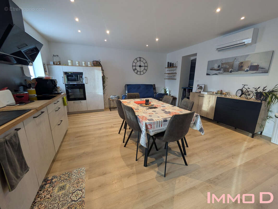 Maison à THAON-LES-VOSGES