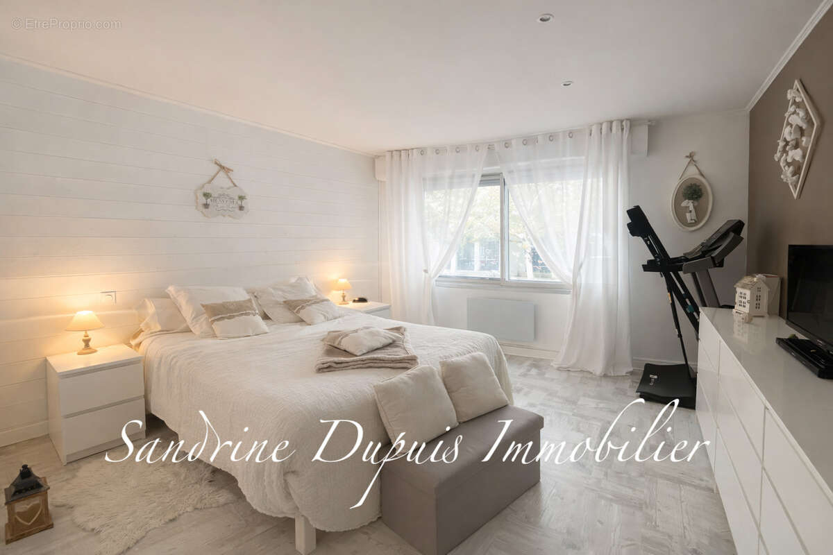 Appartement à SAINTES