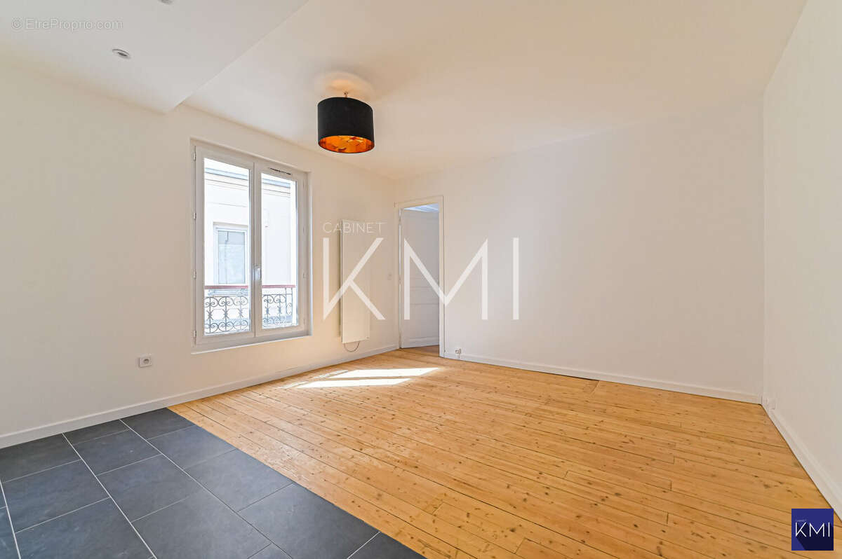 Appartement à PARIS-20E