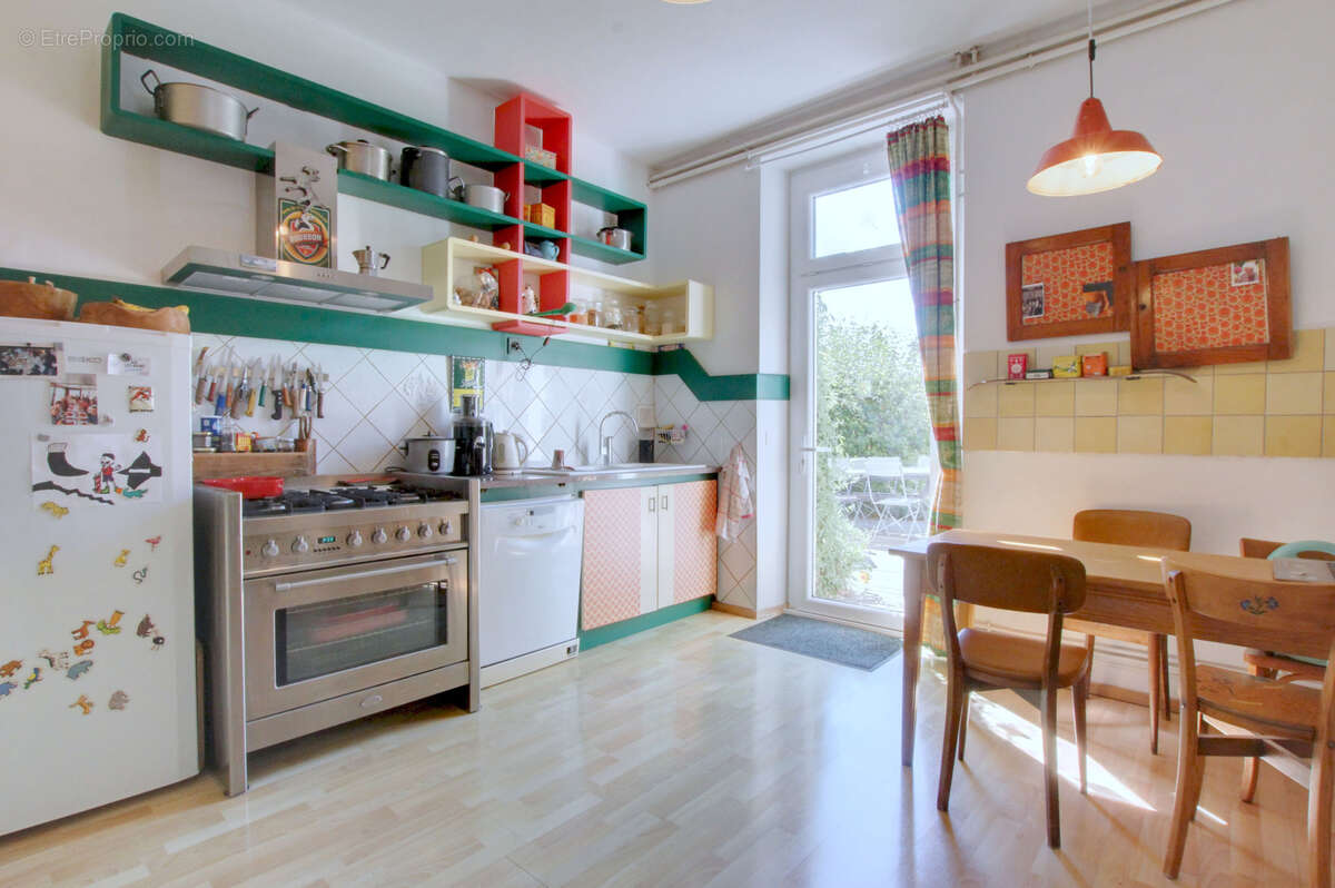 Grande maison familiale de 257 m2 avec dépendances   Saint-Germain-la-Chambotte - photo 15