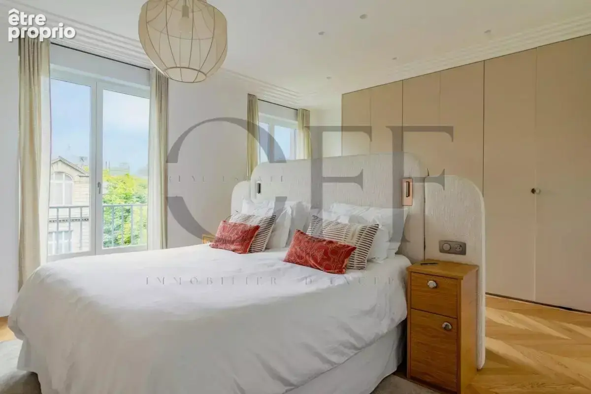 92200 NEUILLY-SUR-SEINE – Penthouse Duplex d'Exception – 245 m² – 5 Chambres – Plus de 200 m² de Terrasses – 2 Parkings - photo 16