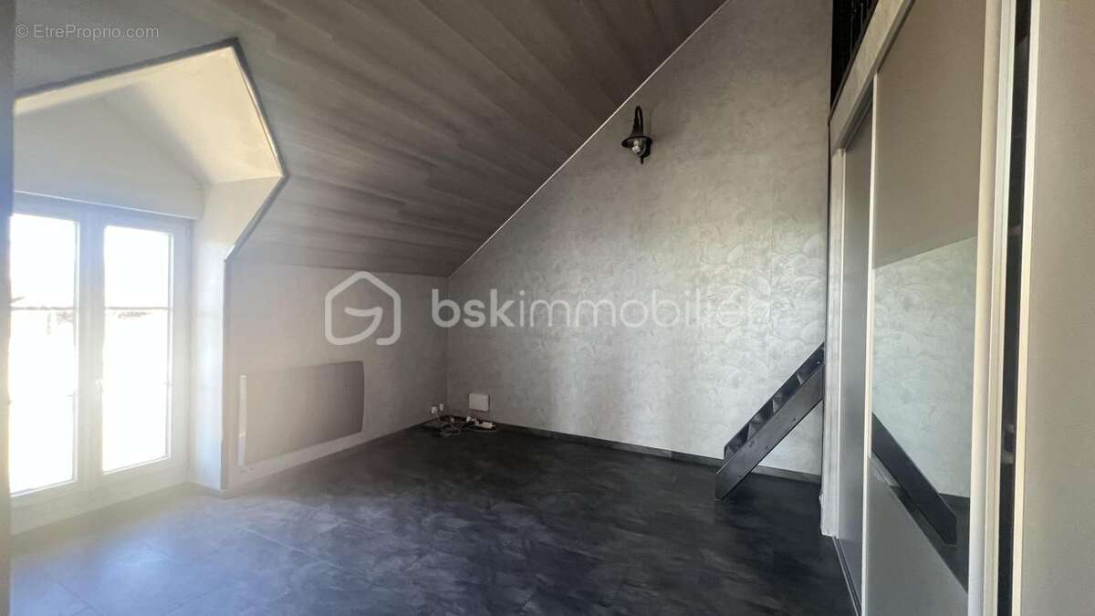 2 hectares + maison rénovée 102m² + dépendances  - indre 36 - photo 12