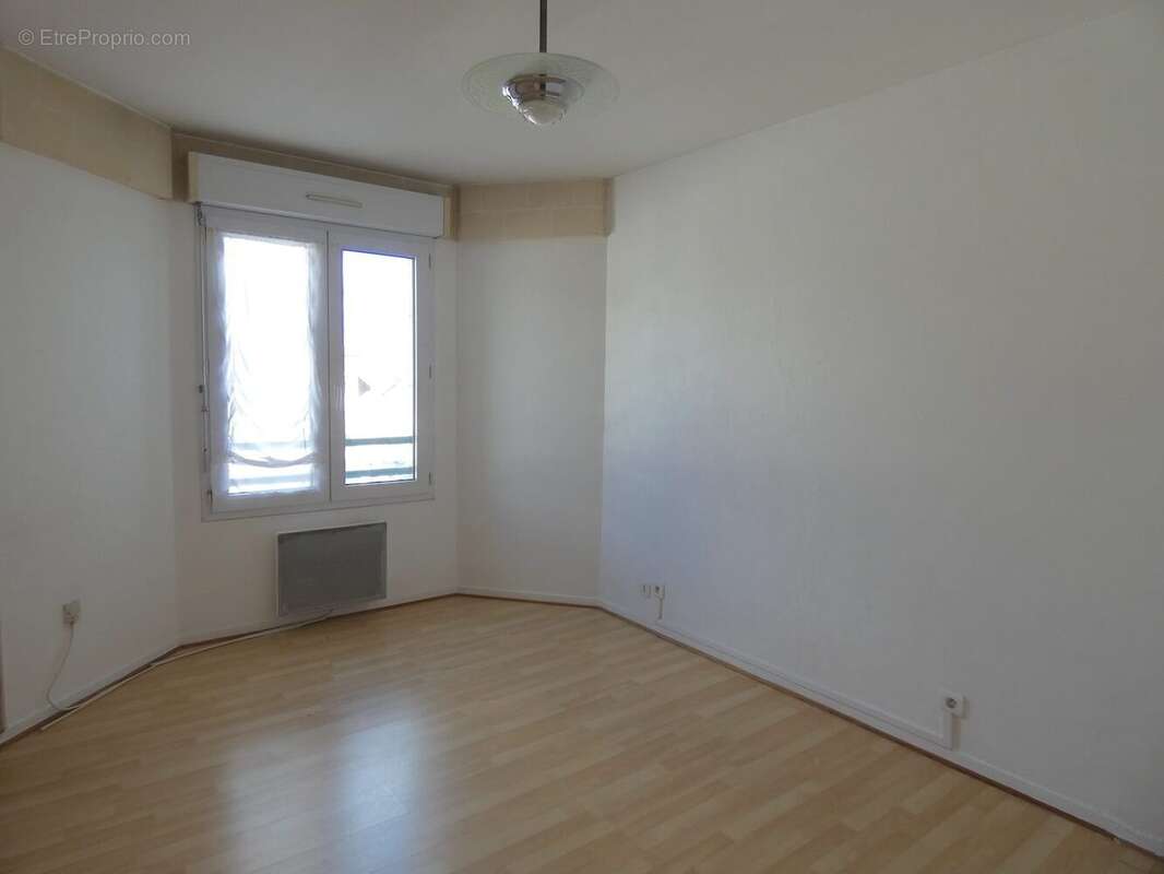 Appartement à MOISSY-CRAMAYEL