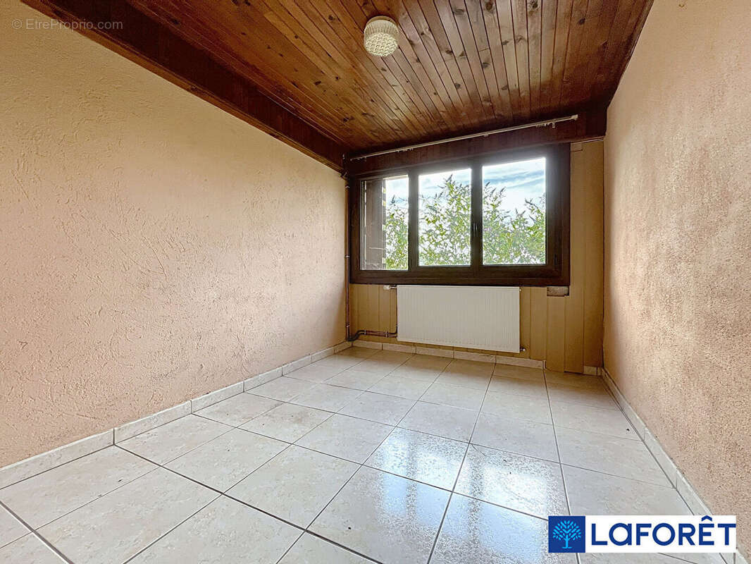 Maison à SAULX-LE-DUC