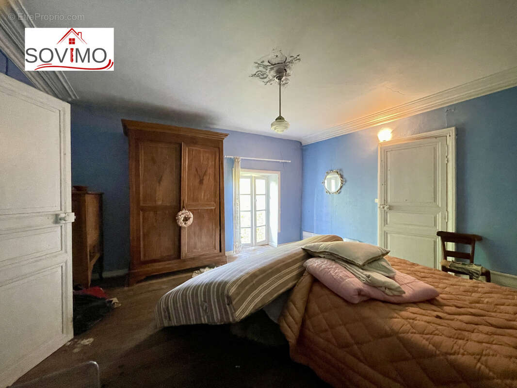 Au coeur d'un petit hameau, authentique maison de caractère indépendante, a rénover, avec terrain attenant - photo 19