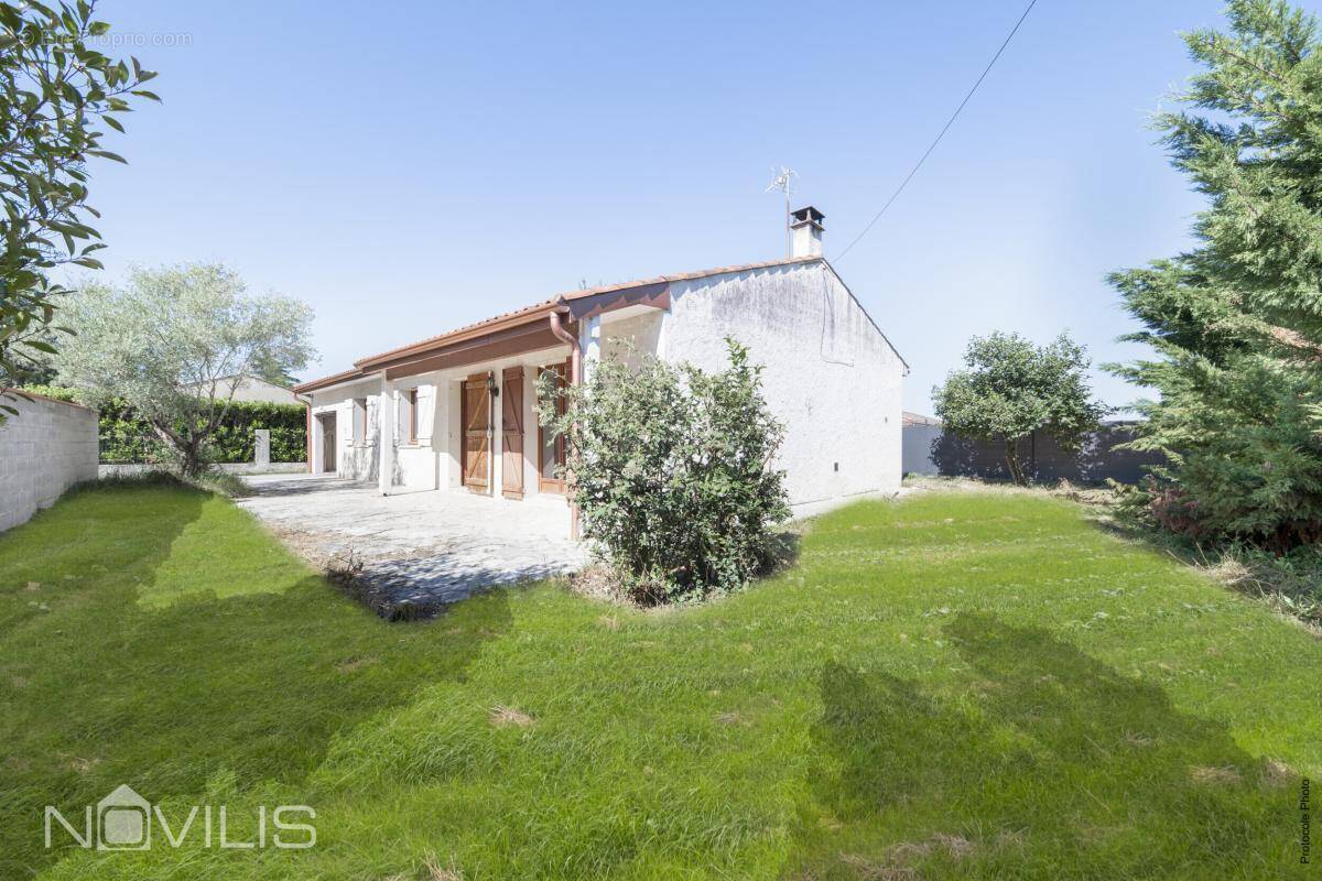 Maison à SAINT-LYS