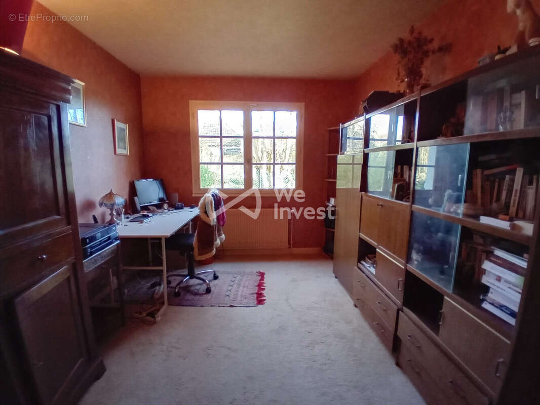 bureau pouvant être une chambre - Maison à DAMPMART