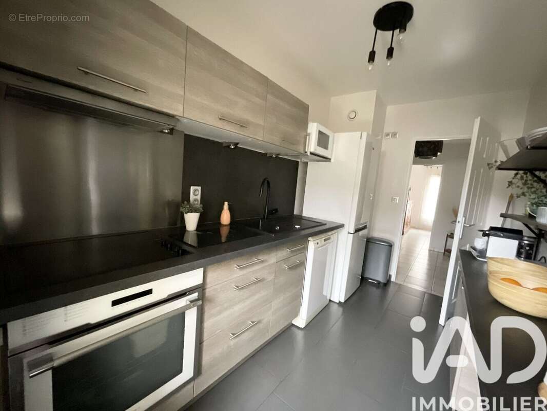 Photo 5 - Appartement à LE PLESSIS-TREVISE