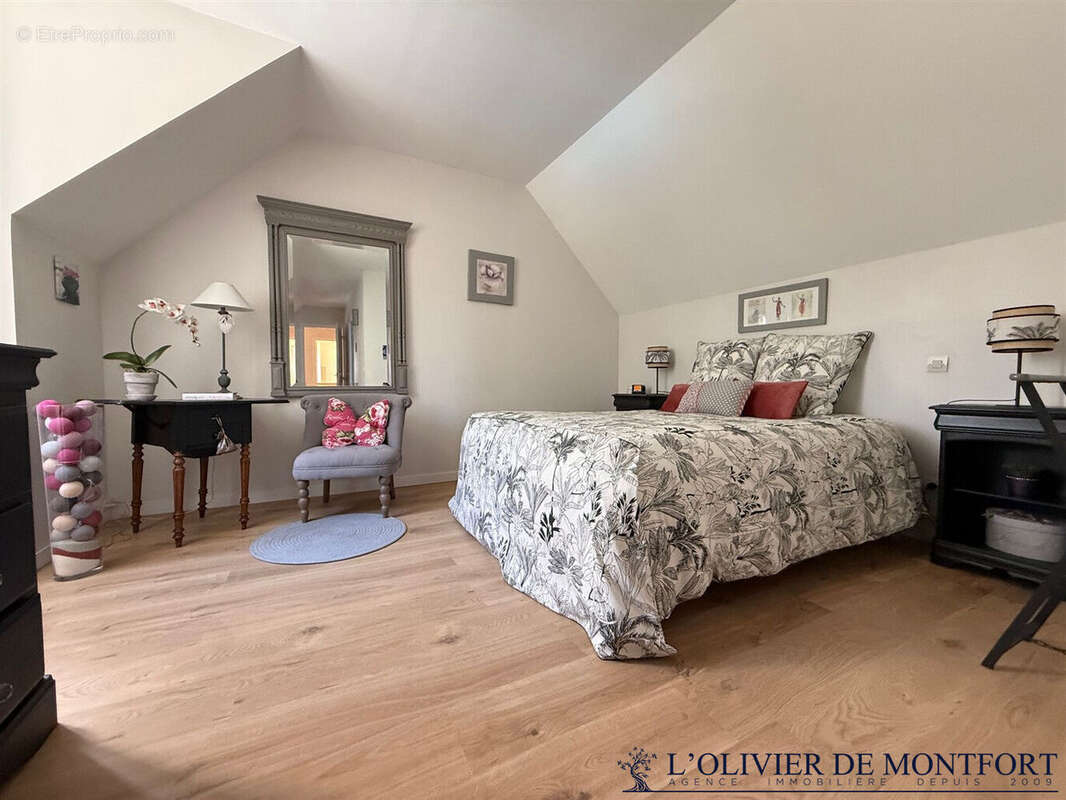 Maison à MONTFORT-L'AMAURY