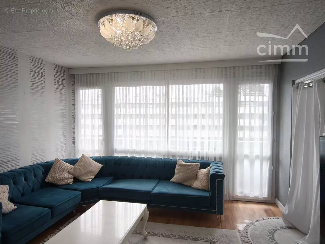 Appartement à VILLIERS-LE-BEL