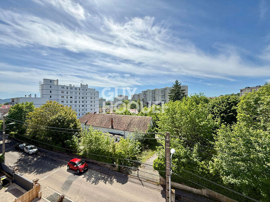 Duplex lumineux avec 4 chambres en dernier étage avec ascenseur - photo 5