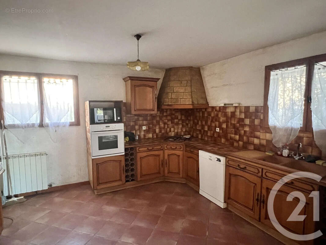 Maison 147 m² à Aigues-Mortes  - photo 11