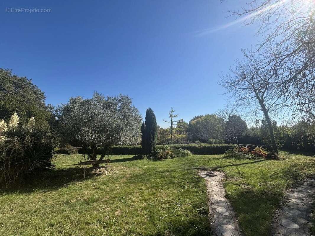 Maison à VIC-EN-BIGORRE