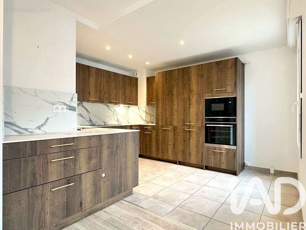 Photo 9 - Appartement à BOBIGNY