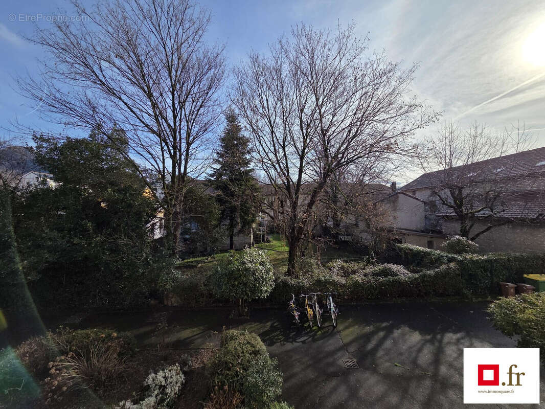 Appartement à FONTAINE