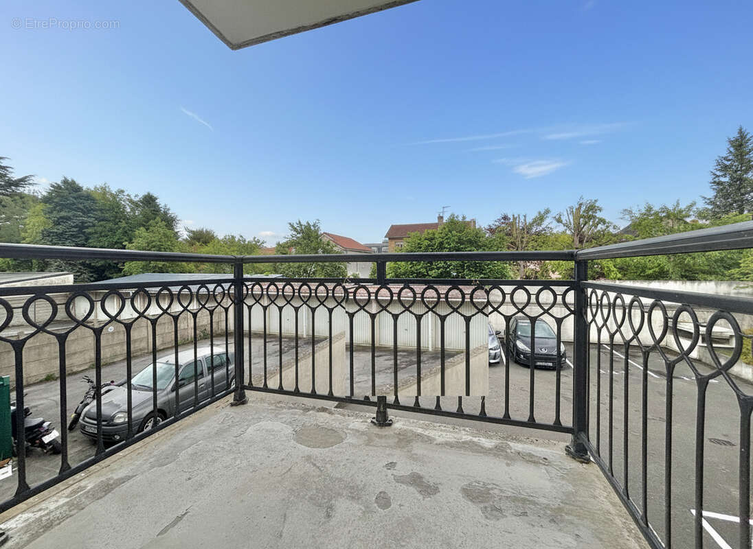 Appartement à PONTAULT-COMBAULT