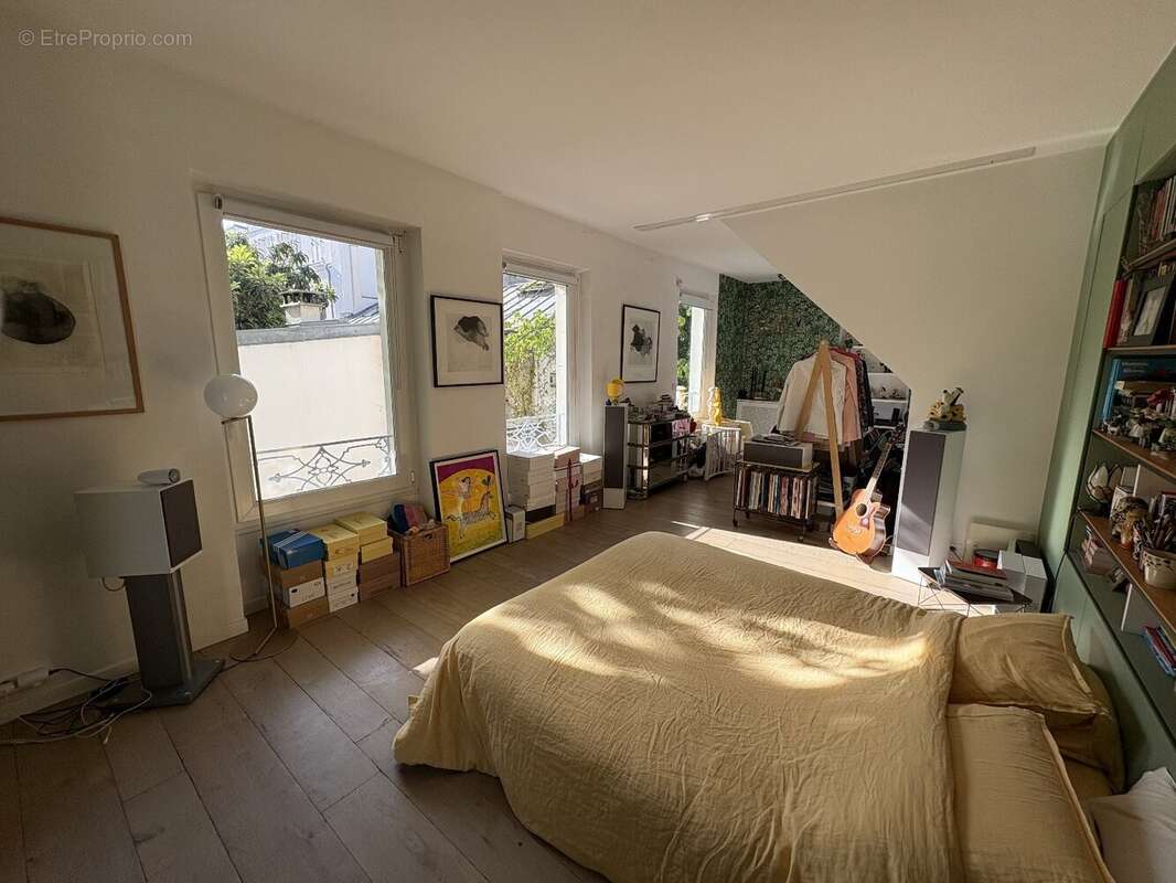 Appartement à PARIS-11E