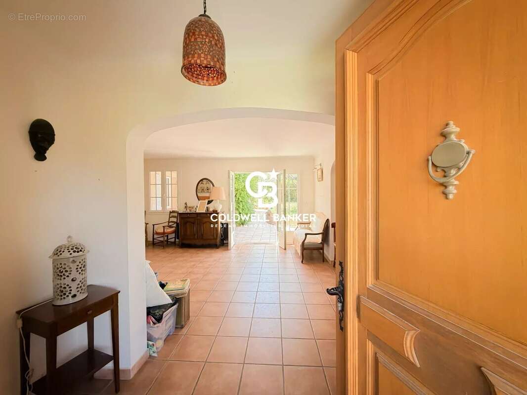 Villa de plain pied Le Cap Brun - 83 000 Toulon - photo 4