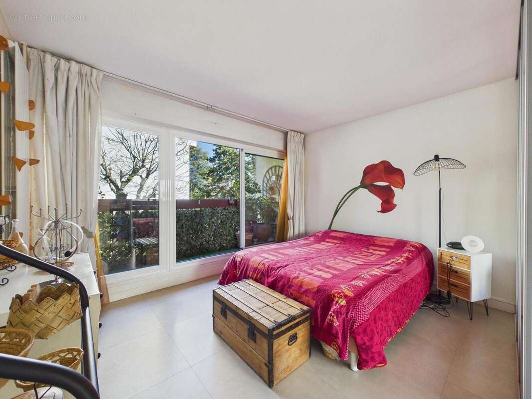 Appartement 72 m² à Creteil  - photo 7