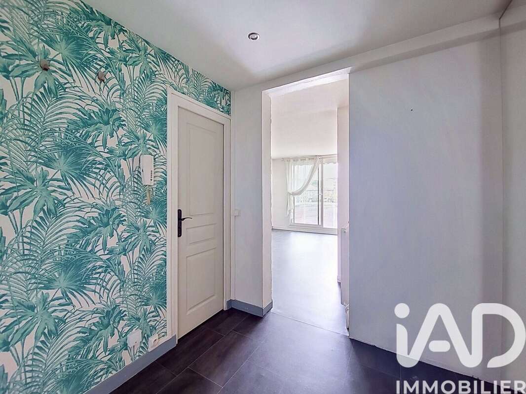 Photo 3 - Appartement à CHAVILLE